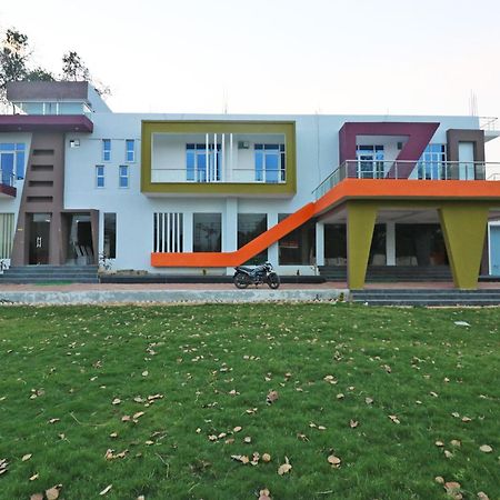 Hotel O Shri Shyam Lawn & Resort Sitapur  Extérieur photo