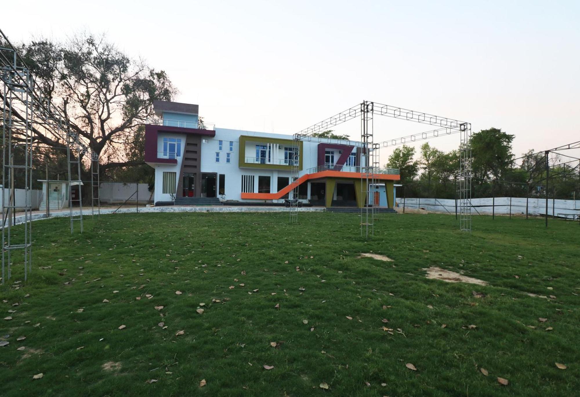 Hotel O Shri Shyam Lawn & Resort Sitapur  Extérieur photo
